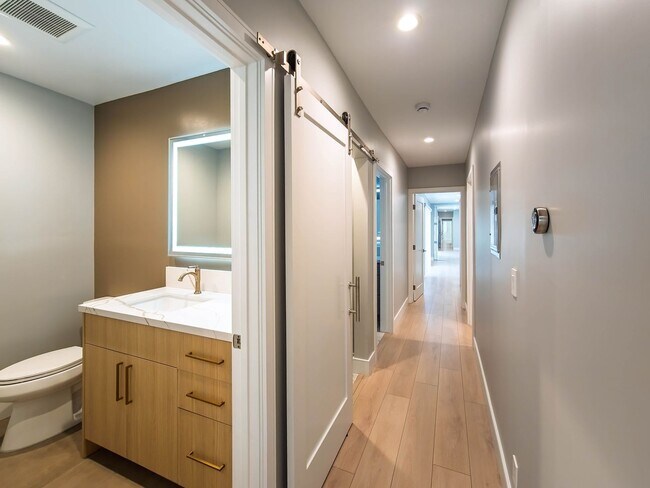 Building Photo - 6454 Gentry Ave