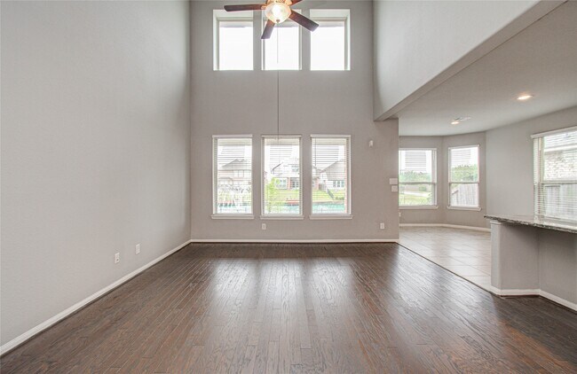 Building Photo - 24331 Kee Cresta Ct