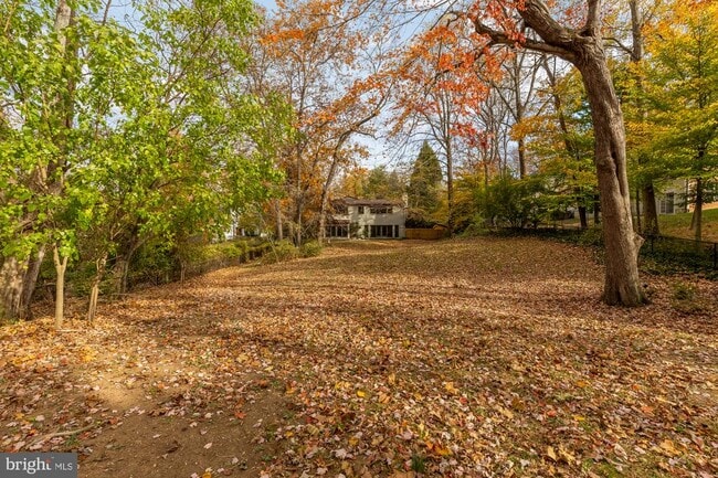 Building Photo - 1434 Kirby Rd