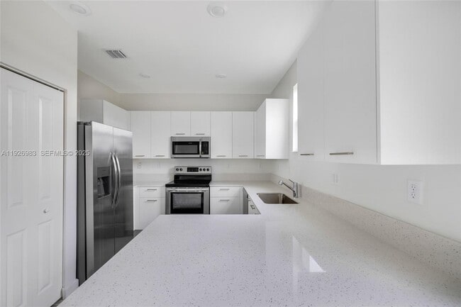 Building Photo - 12956 NW 22nd Pl