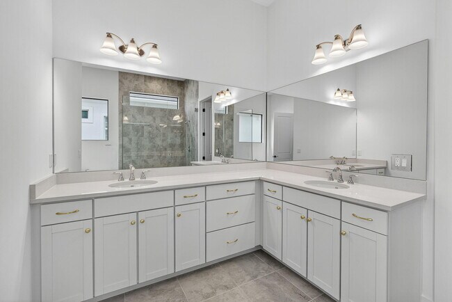 Building Photo - 9512 St Germain Dr