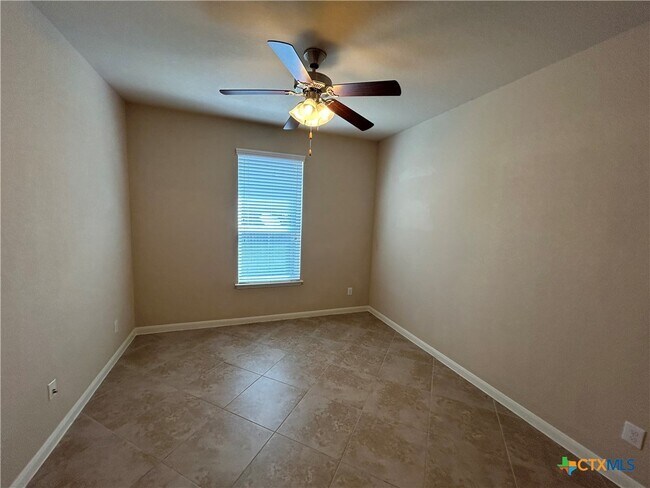 Building Photo - 3013 Sandstone Way