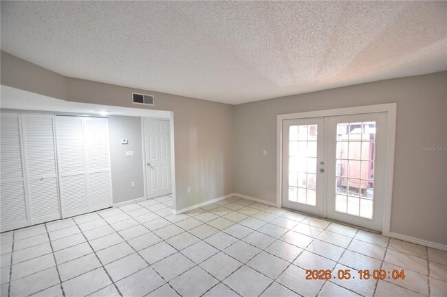 Building Photo - 625 Fairwood Forest Dr