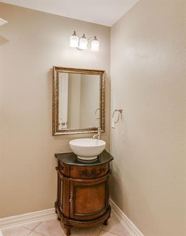 Building Photo - 1112 Longford Cir