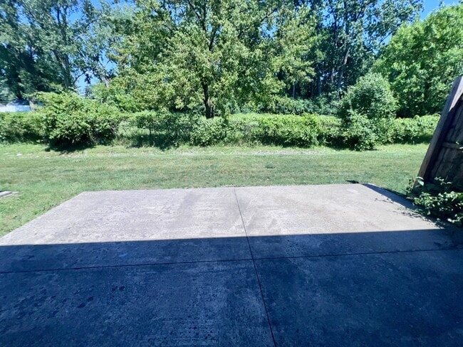 Building Photo - 25810 Lira Ln