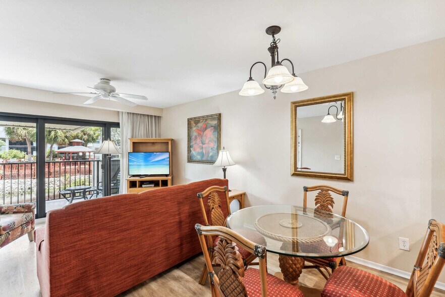 Building Photo - 600 Neapolitan Way