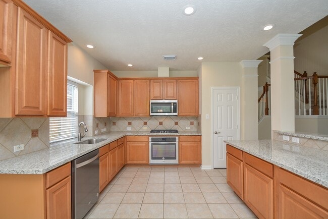 Building Photo - 4914 Big Spring Cir