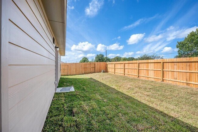 Building Photo - 1218 Millers Pass Dr