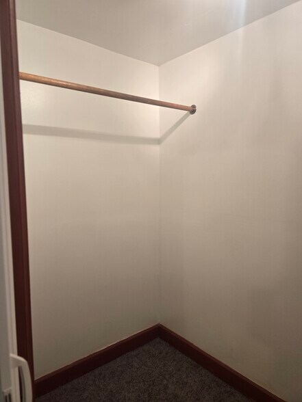 Building Photo - 1622 Bainbridge St