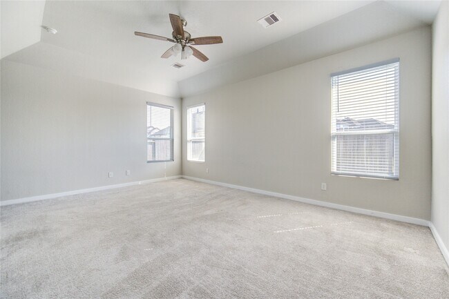 Building Photo - 2215 Emerald Diamond Ct