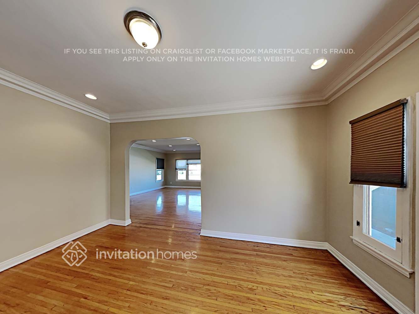 Building Photo - 1852 W 78th St