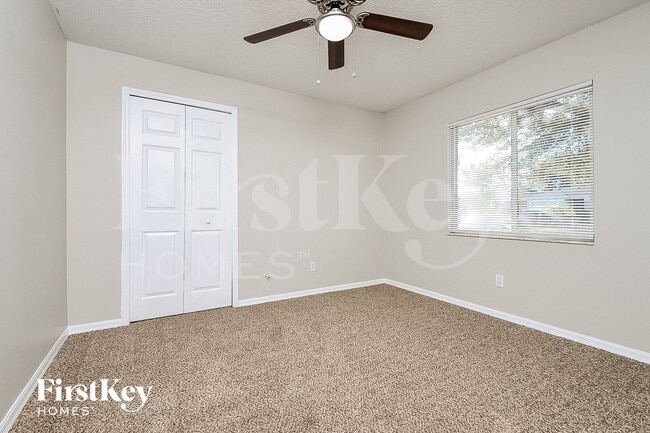 Building Photo - 12101 Feldwood Creek Ln