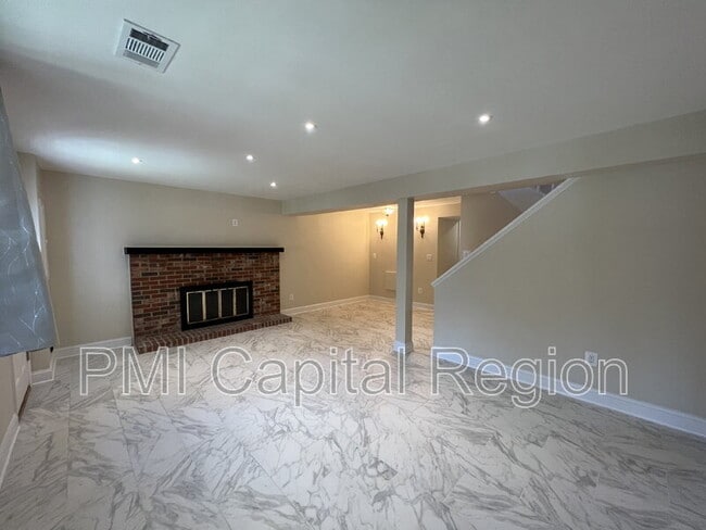 Building Photo - 10201 Millstream Dr