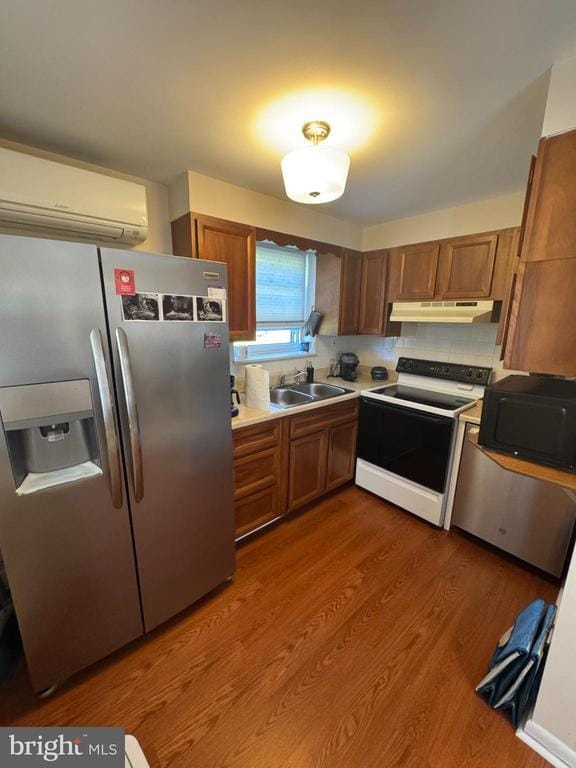 Building Photo - 871 Highland Ave
