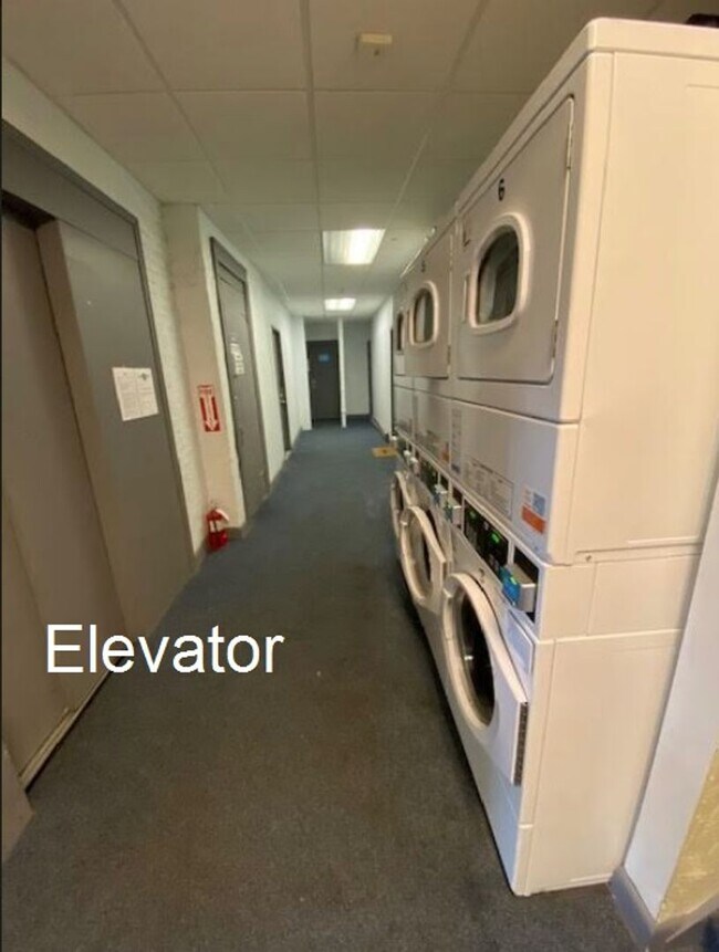 Building Photo - Southwest facing 5th floor 3 bedroom in elevator building.