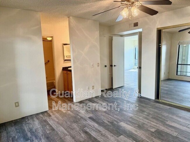 Building Photo - 5203 N 24th St