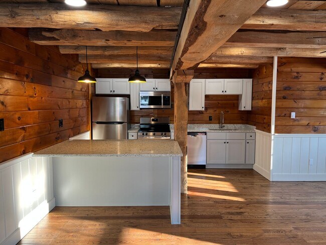 Building Photo - 2985 Granary Rd