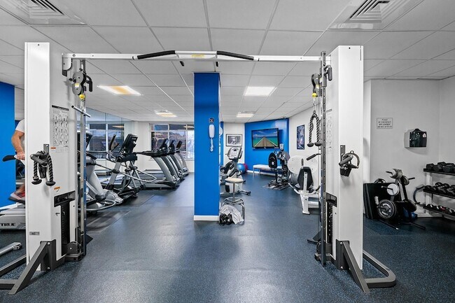 Building Photo - 3900 Galt Ocean Dr