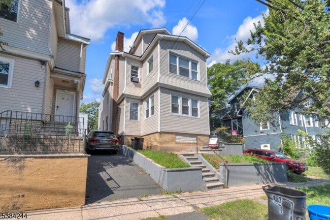 Primary Photo - 47 Parkview Terrace