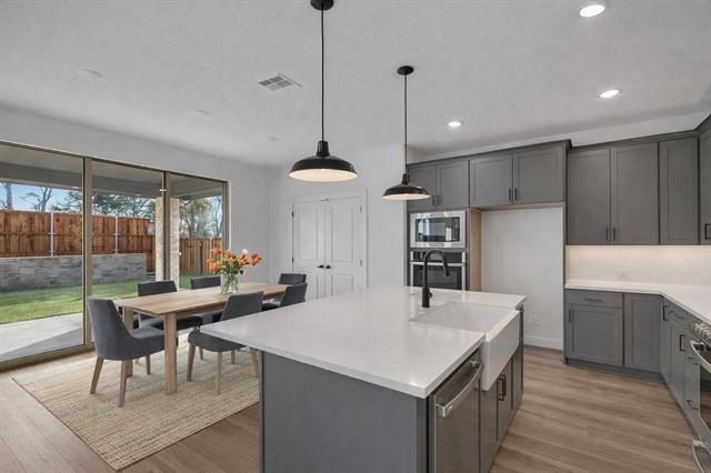 Building Photo - 504 Sagebrush Trl