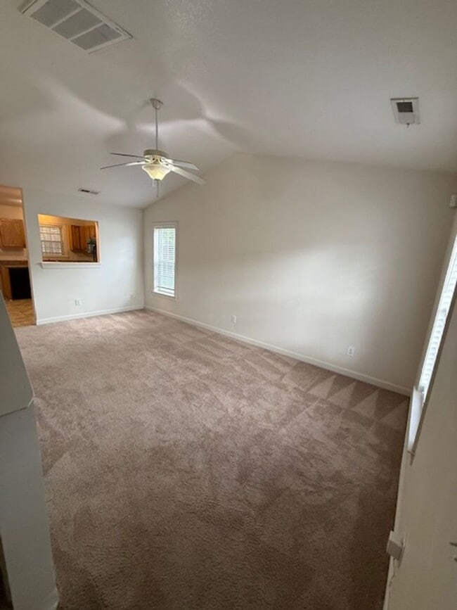 Building Photo - Carolina Forrest! 3 Bedroom / 3 Bath. Pet Friendly.