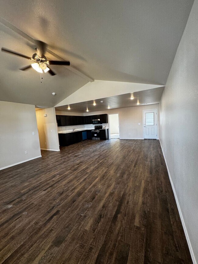 Building Photo - New construction!!! Beacon Pointe 3/2/2