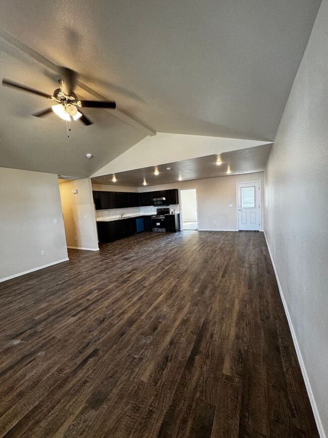 Building Photo - New construction!!! Beacon Pointe 3/2/2 AVAILABLE March 13th