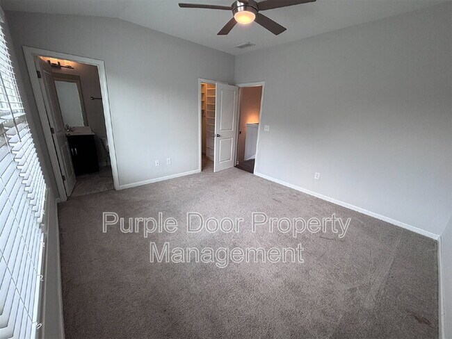 Building Photo - 745 Hamilton Cir SE