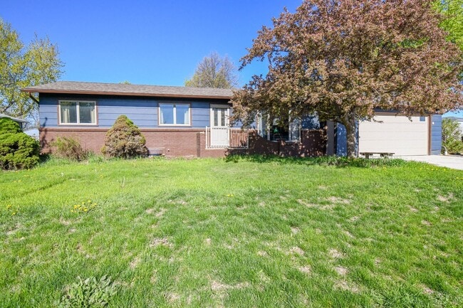 Building Photo - 103 Perry Ln