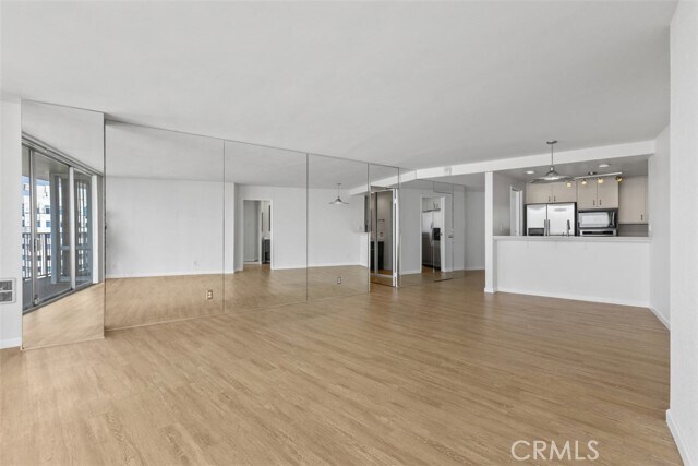 Building Photo - 700 E Ocean Blvd