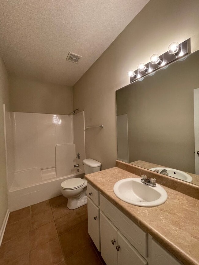 Building Photo - Wakefield - One Story Townhome!