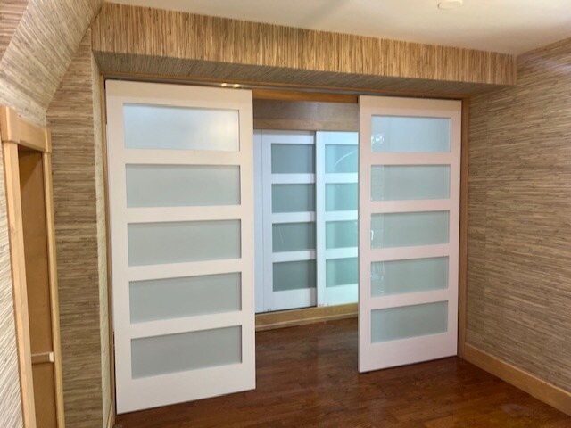 Master doors - 1102 N Wolcott Ave