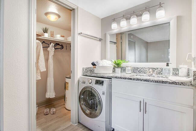 Interior Photo - SoDo Flats | 1 Bedroom Apartments in Downt...