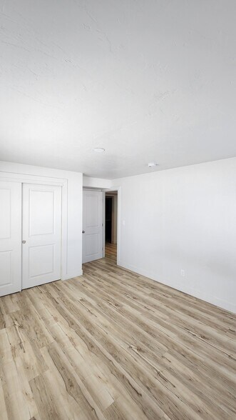 Building Photo - 2162 N Cloverleaf Wy