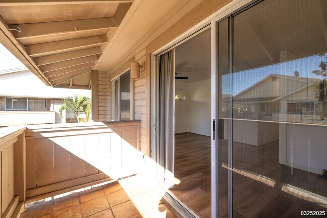 Building Photo - $2,900 / 2 BED / 1.5 BATH / 2 PARKING Condo in Ewa Gentry