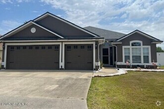 Building Photo - 13985 Fish Eagle Dr E