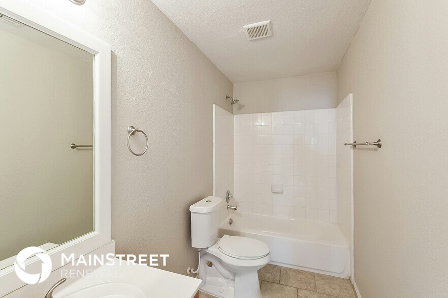 Building Photo - 8803 Mesa Vista
