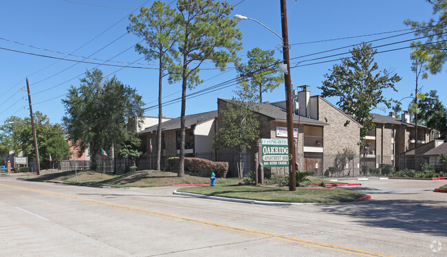 Building Photo - Oakridge Apartment Homes