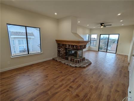 Building Photo - 42057 Parkmont Dr