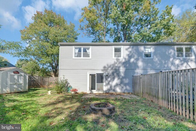 Building Photo - 281 Ternwing Dr