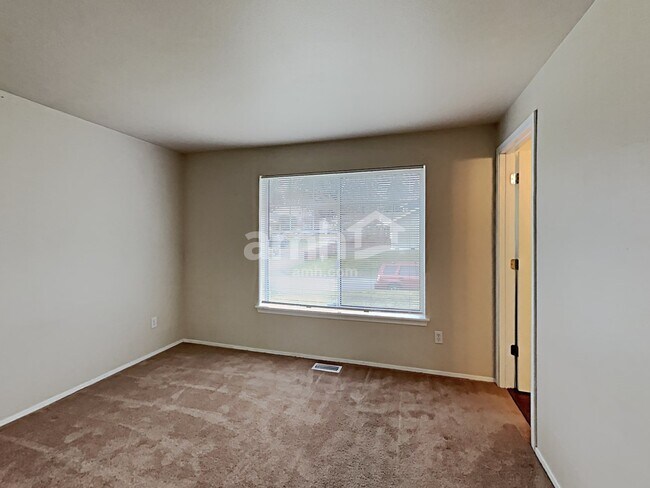 Building Photo - 810 131st Street Ct E