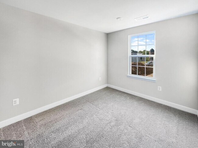 Building Photo - 1785 Atlas Dr