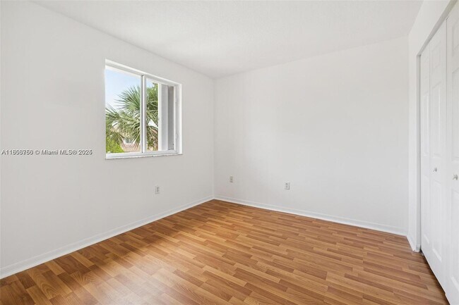 Building Photo - 16502 SW 68th Terrace