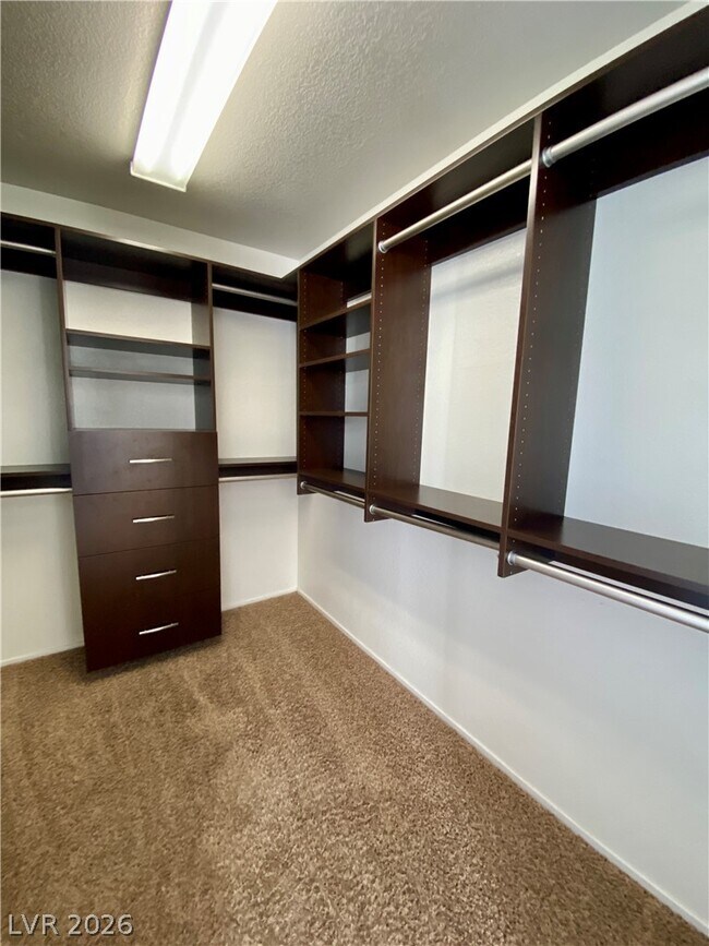 Building Photo - 920 Lord Crewe St