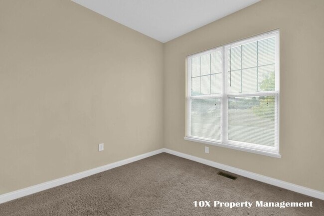 Building Photo - 358 Josaphat Way