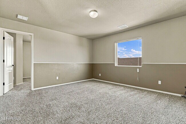 Building Photo - 12121 Zavi Ln