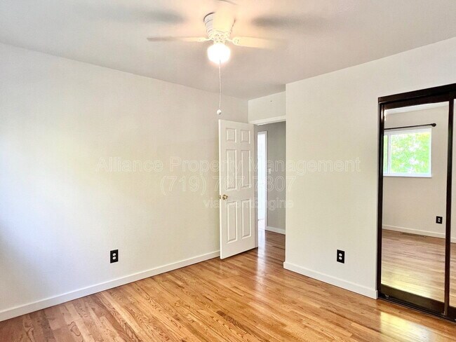 Building Photo - 514 Catalina Dr