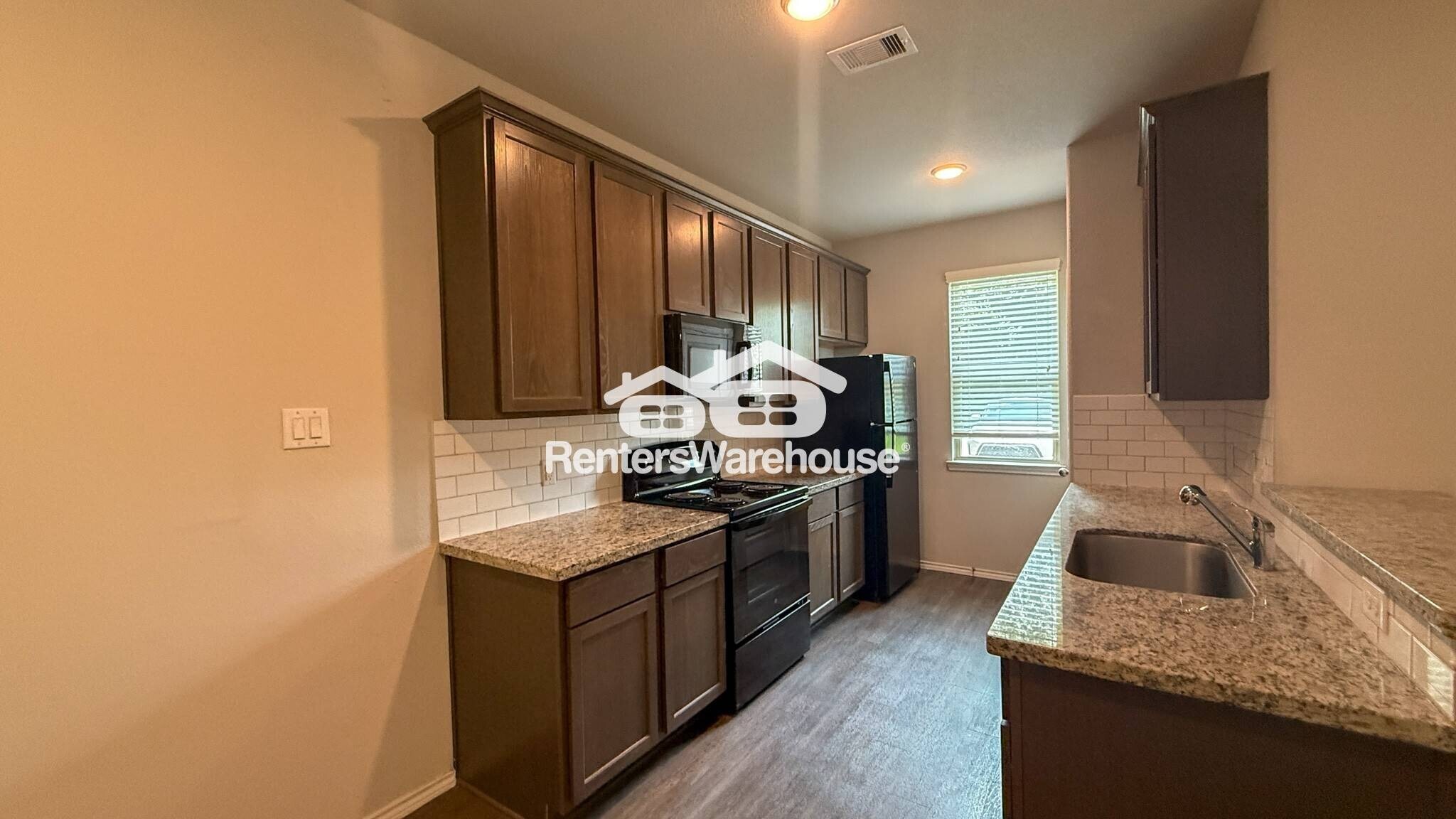 Building Photo - 26471 Joy Village Dr