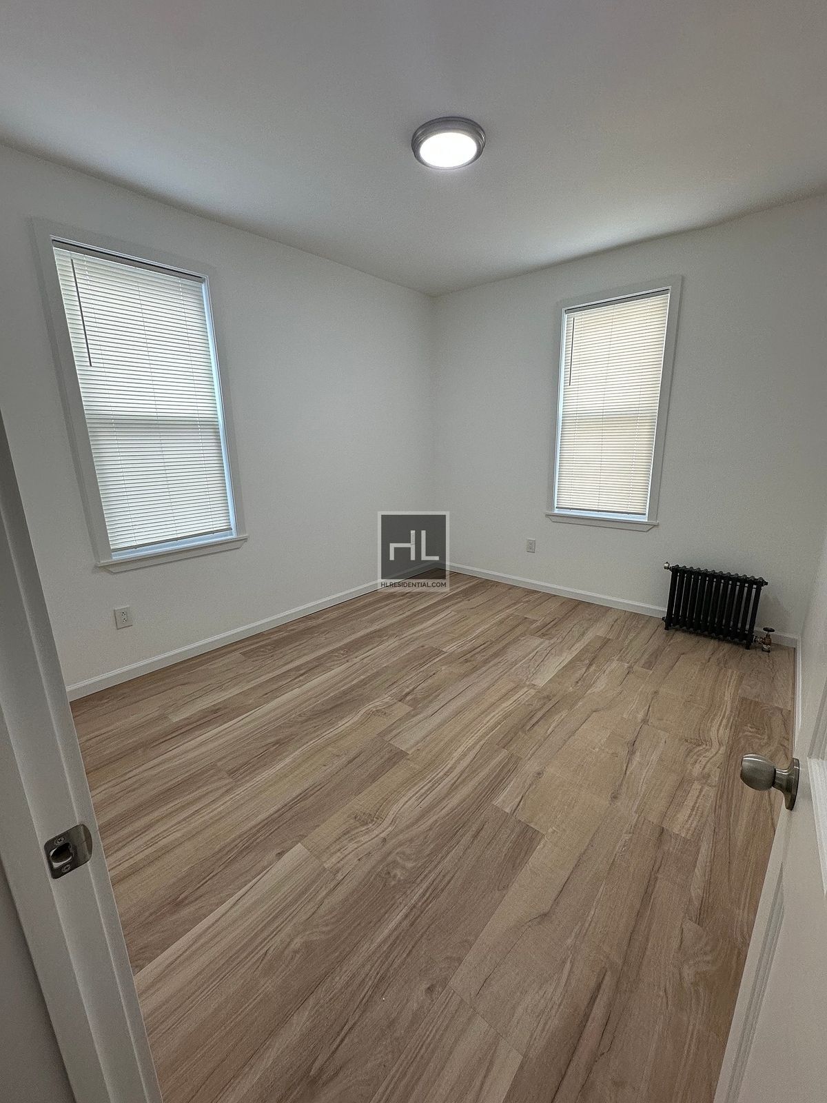 Building Photo - 88 AVENUE