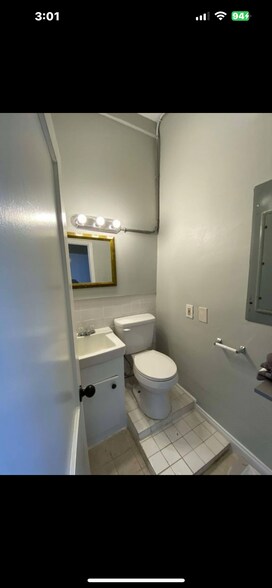 Building Photo - 5434 Tidewater Dr